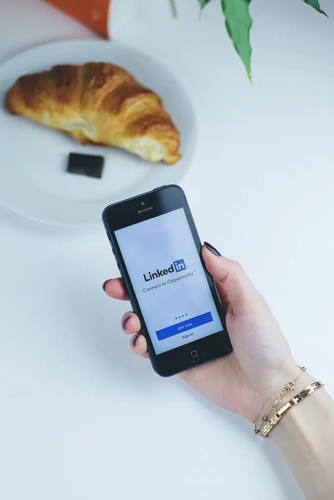 Celular linkedin