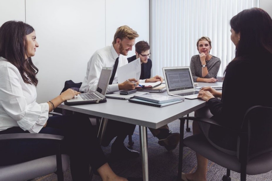 Personas en una empresa